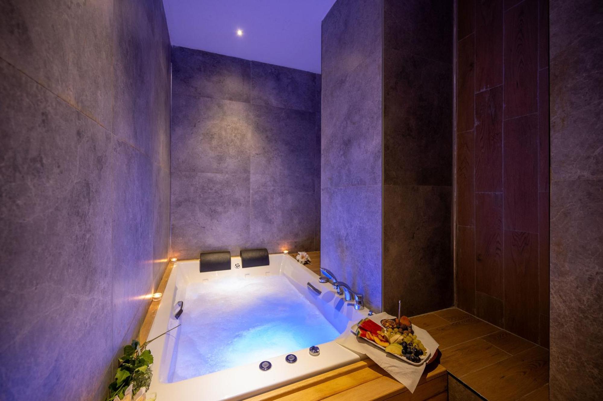 Vess Hotel Istanbul Ngoại thất bức ảnh